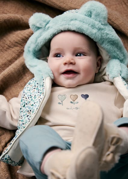 BEBÉ NIÑA